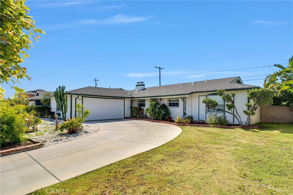 1027 S Marjan Street S