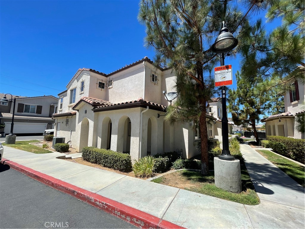 15880 Lasselle Street D