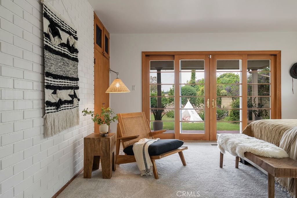 4225 Cerritos Avenue