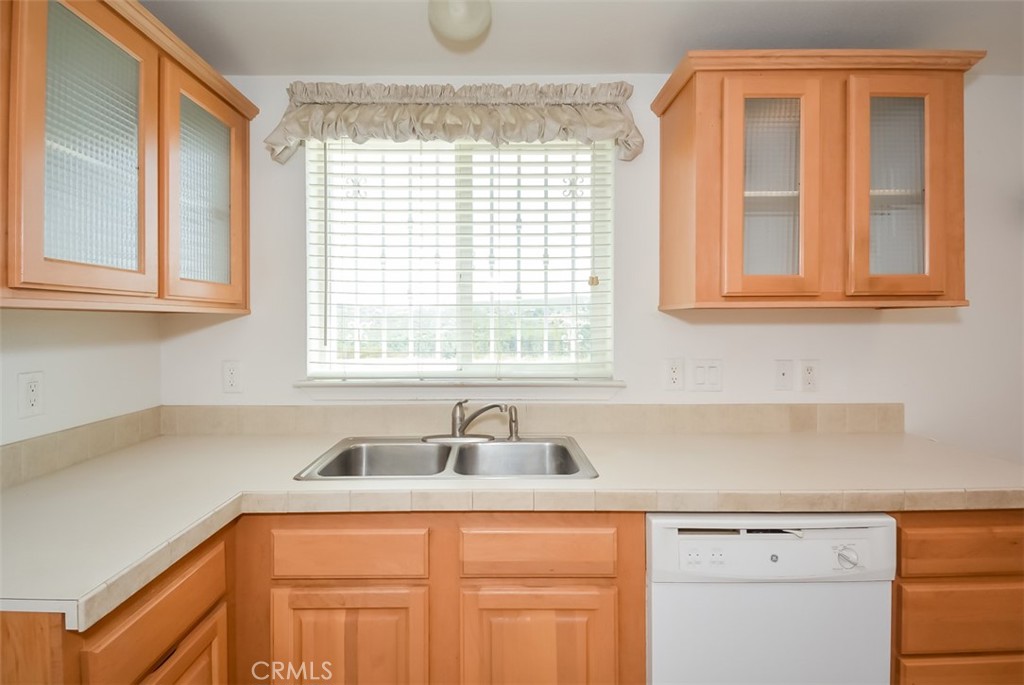 47350 Twin Pines Road