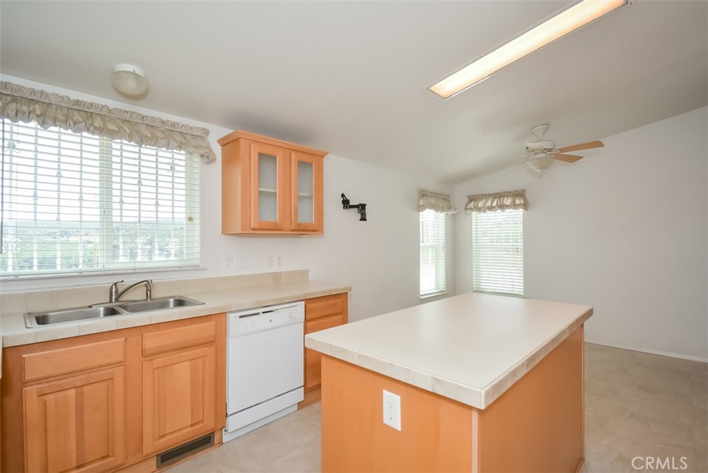 47350 Twin Pines Road