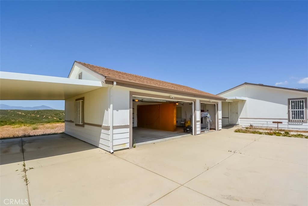 47350 Twin Pines Road