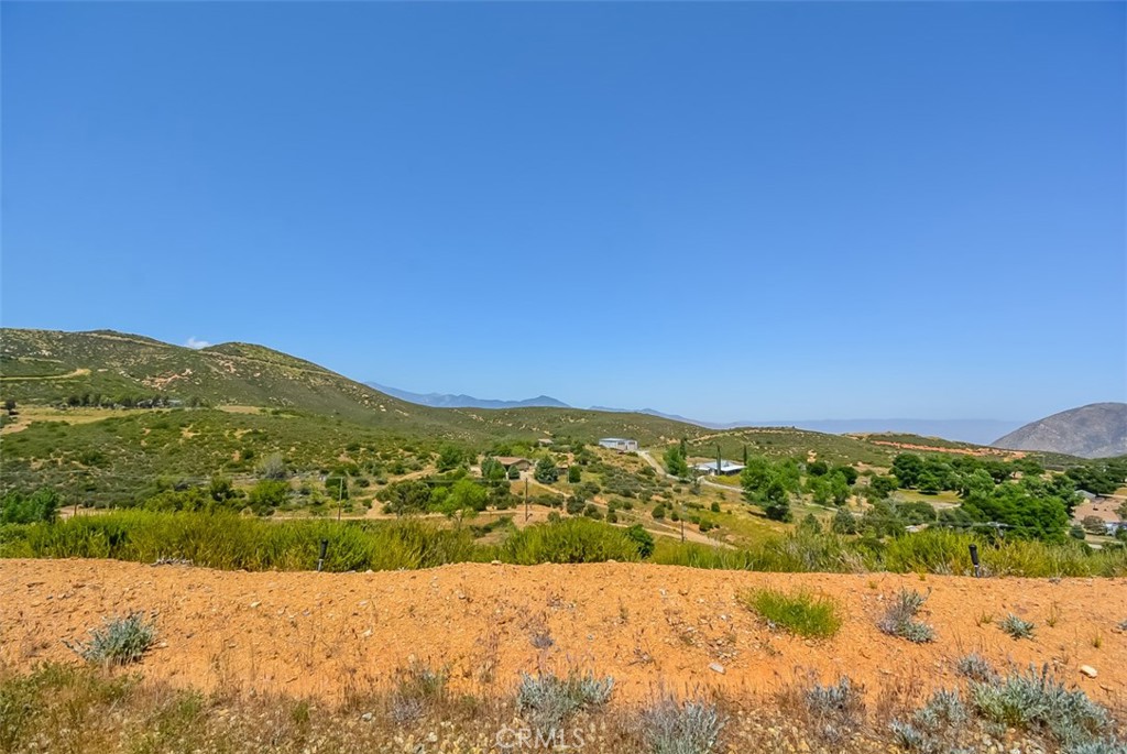 47350 Twin Pines Road