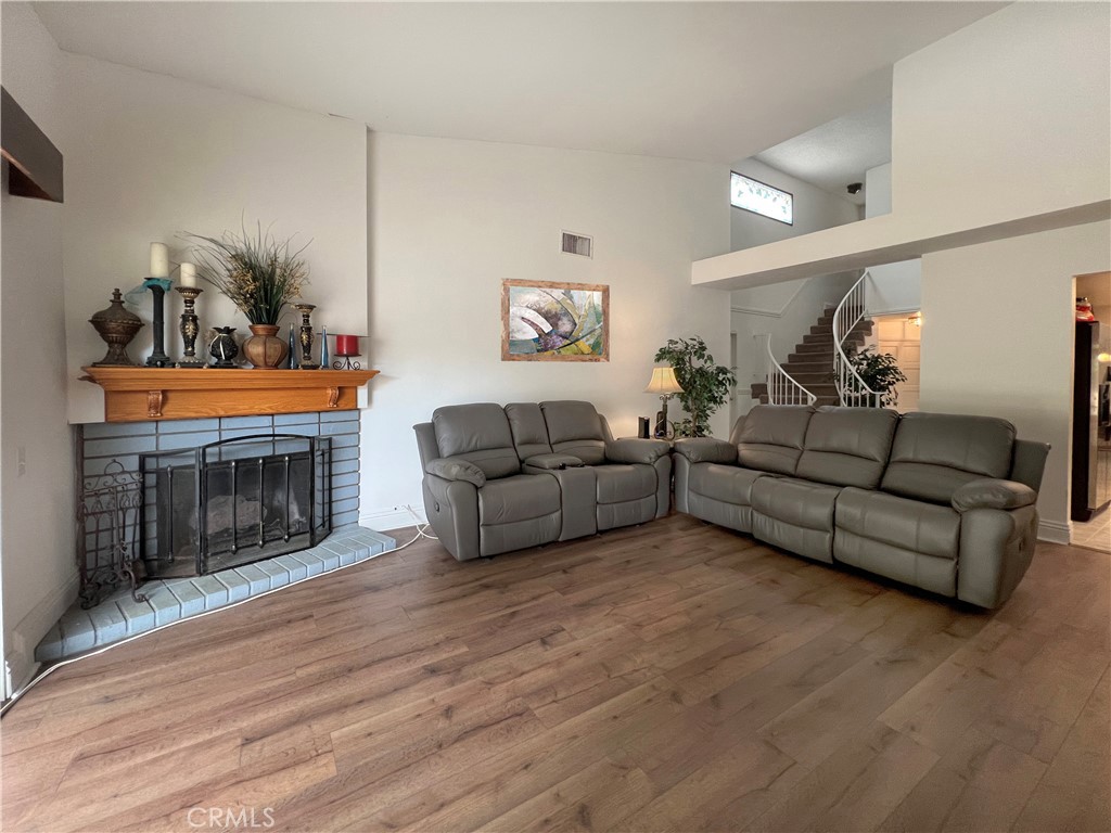 3891 Ravenswood Drive