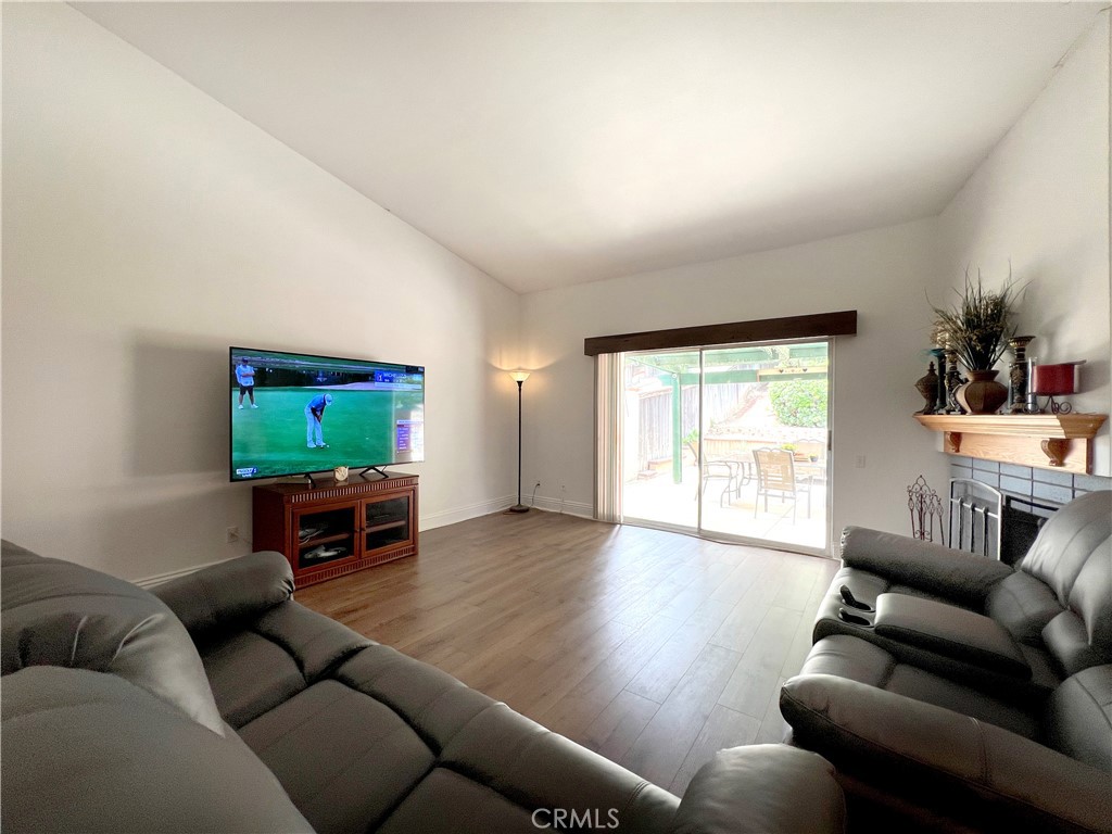 3891 Ravenswood Drive