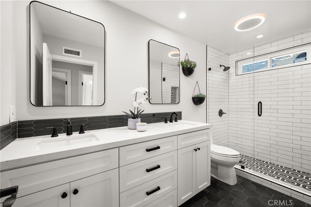 7840 E Walnut Ridge Road