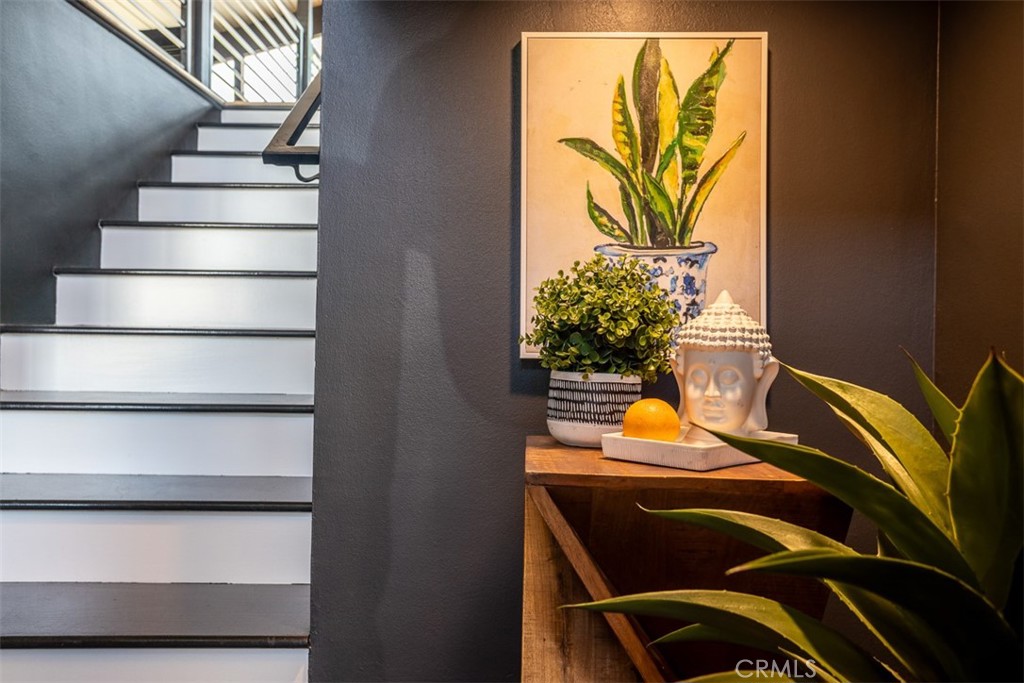 1420 Crestview Avenue