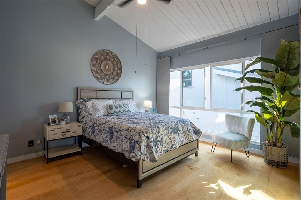 1420 Crestview Avenue