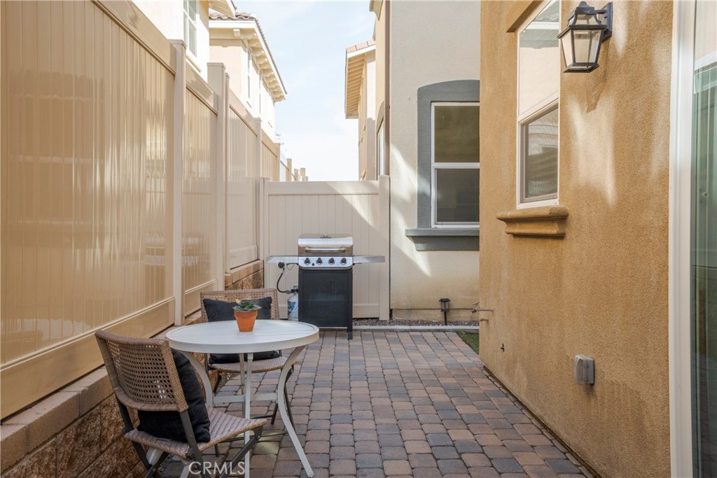 13827 Farmhouse Avenue