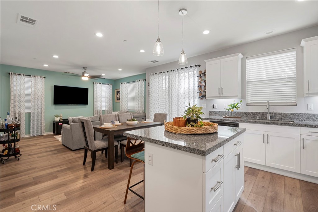 13827 Farmhouse Avenue