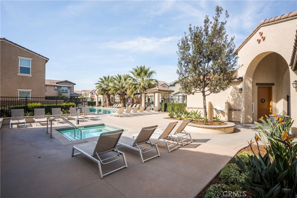 13827 Farmhouse Avenue