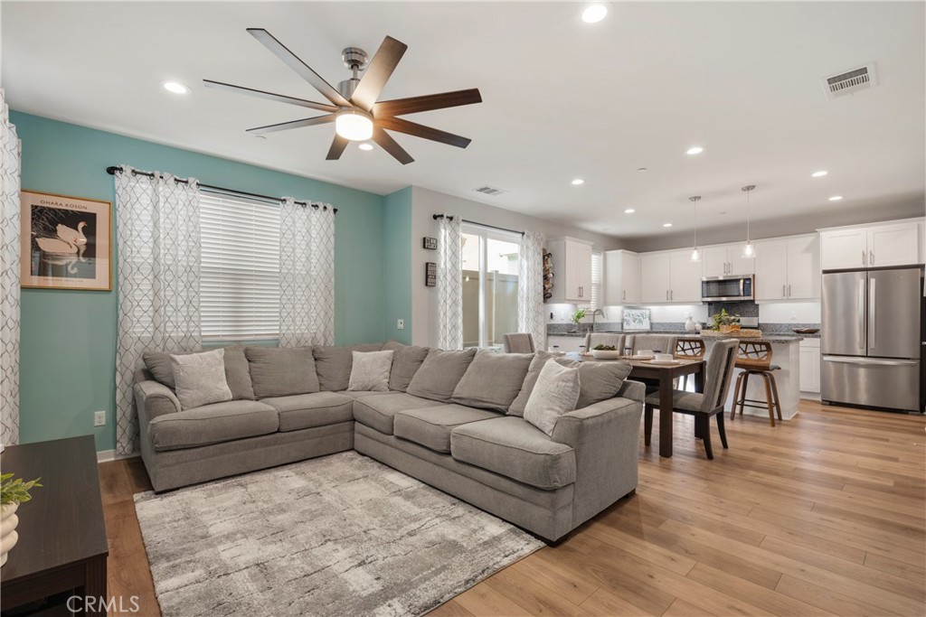 13827 Farmhouse Avenue