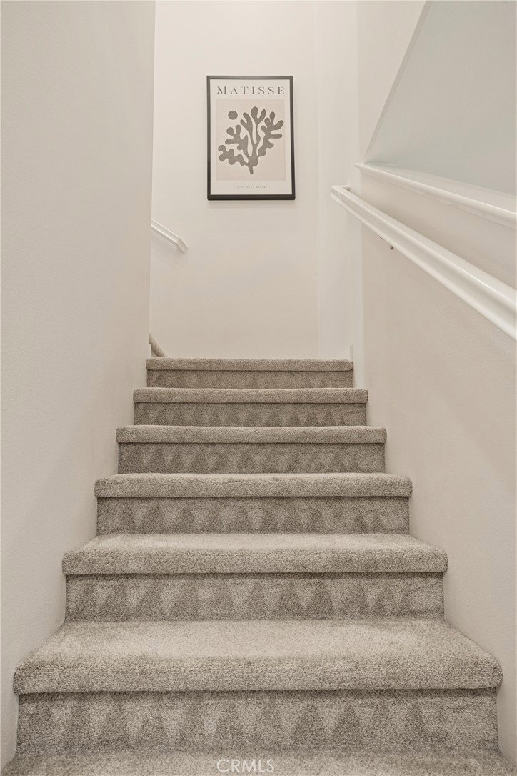 13827 Farmhouse Avenue