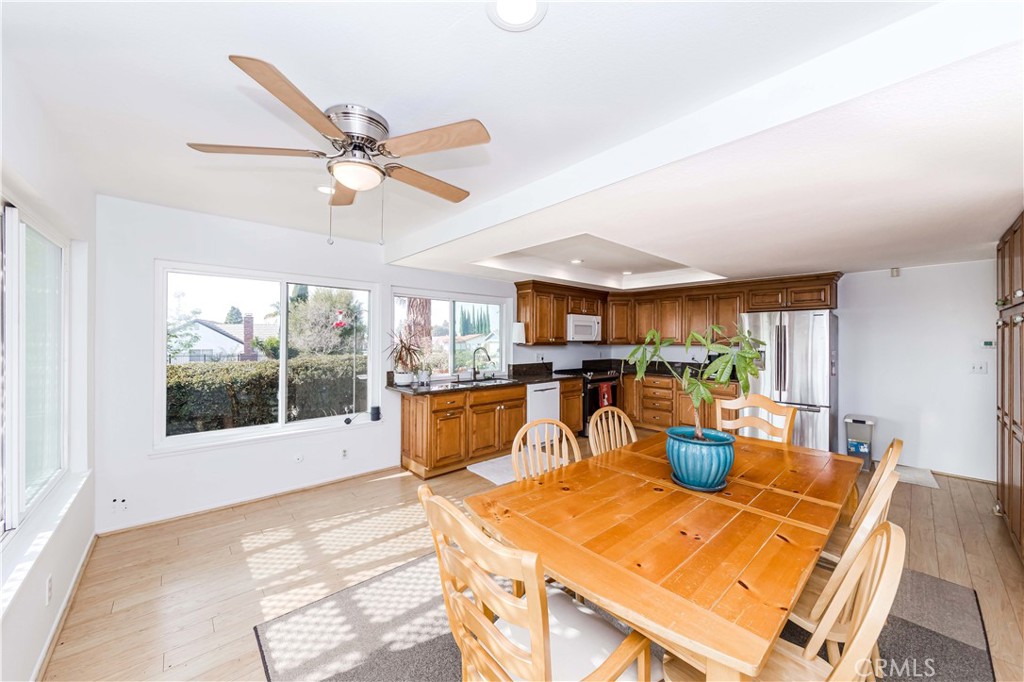 2108 E Orangeview Lane