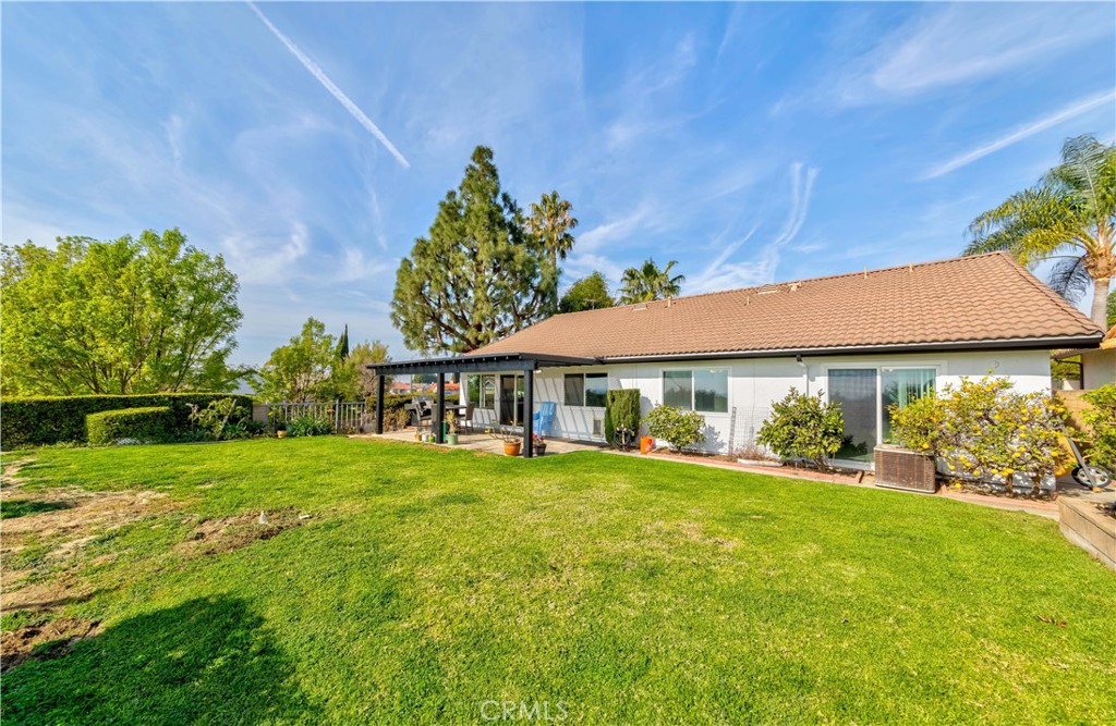 2108 E Orangeview Lane