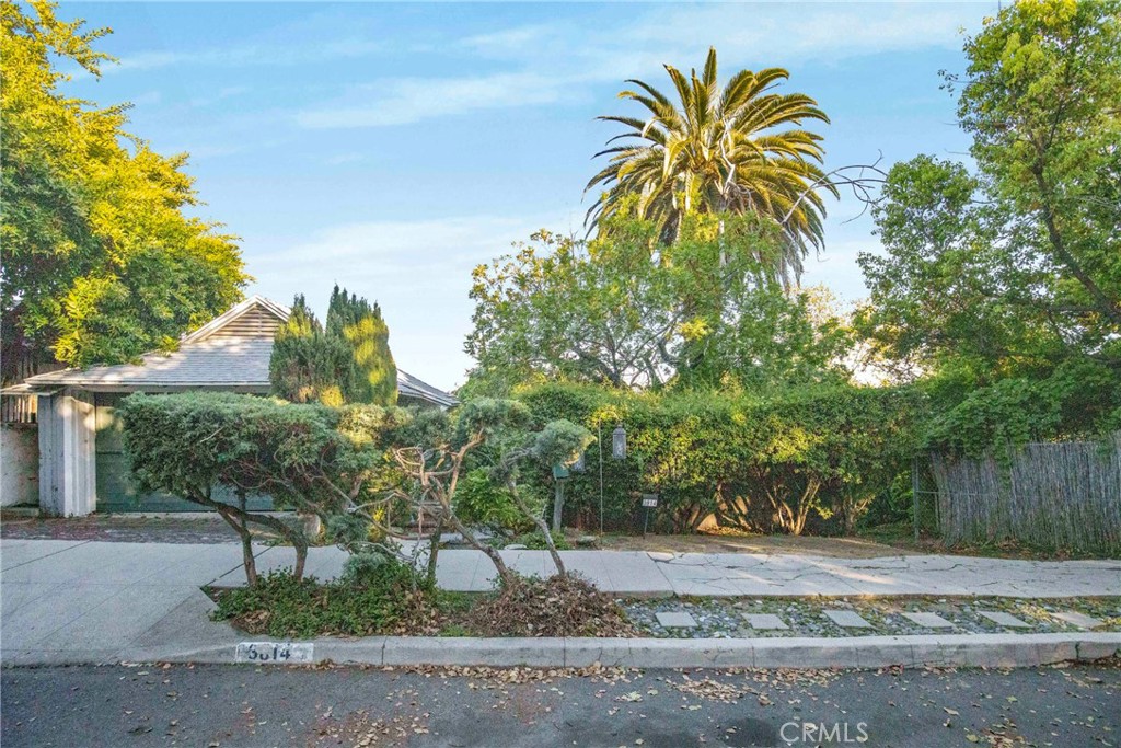 3814 San Rafael Avenue