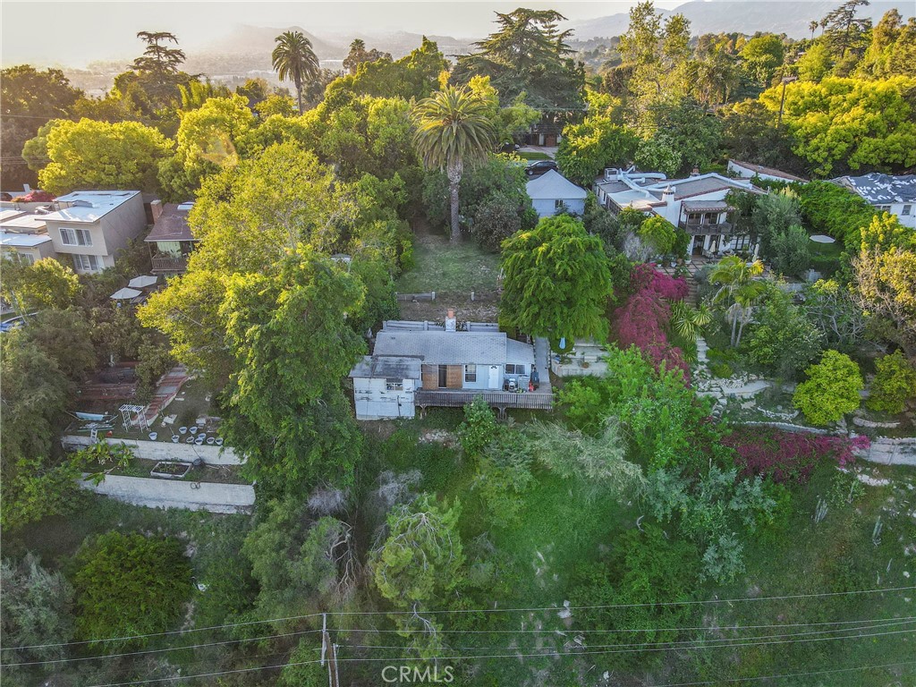 3814 San Rafael Avenue
