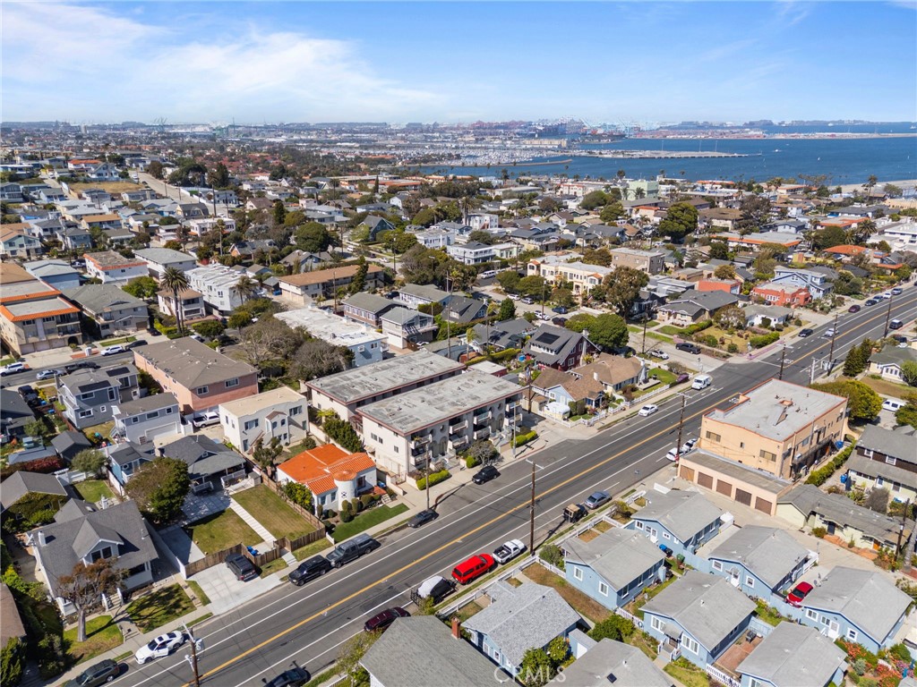 676 Shepard Street 6