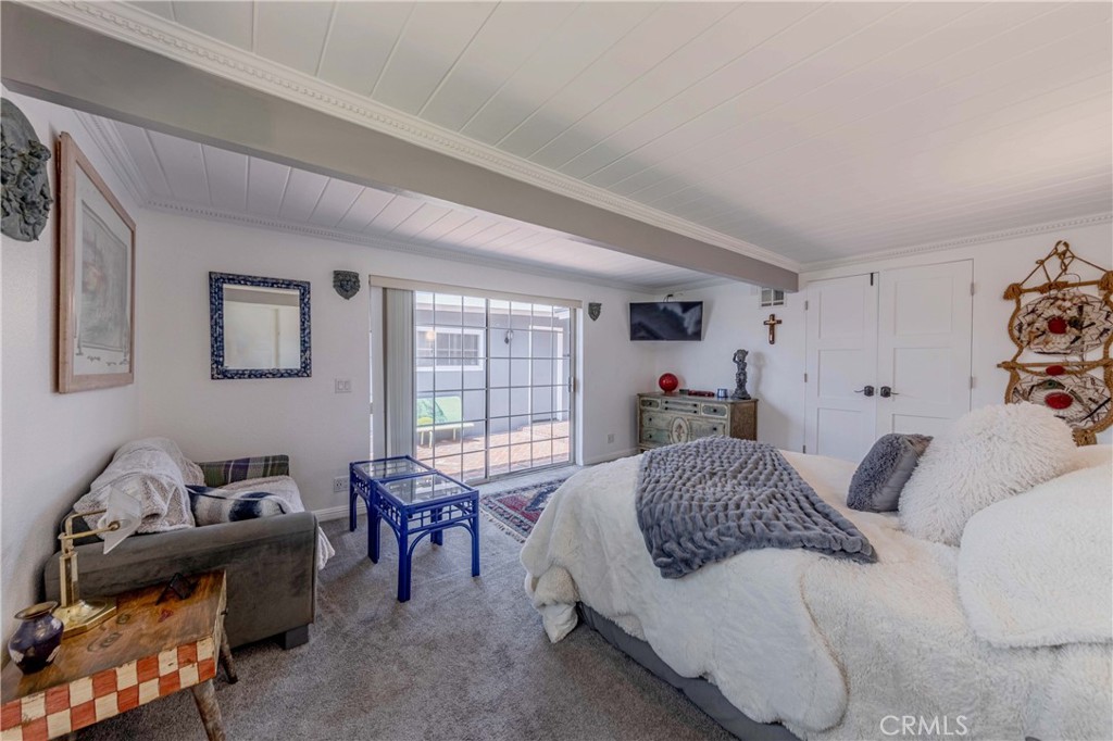 1901 Victoria Drive
