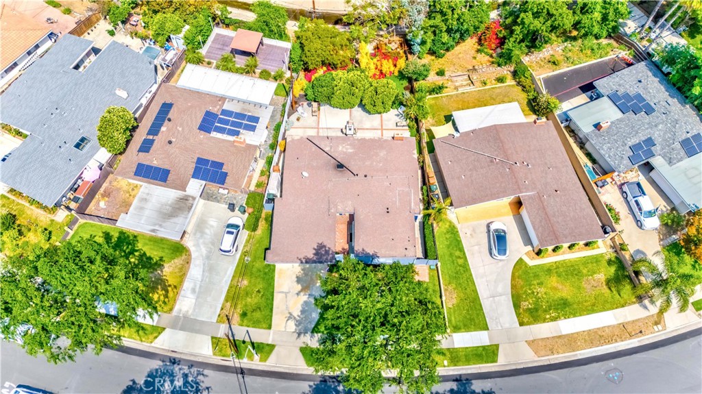 1901 Victoria Drive