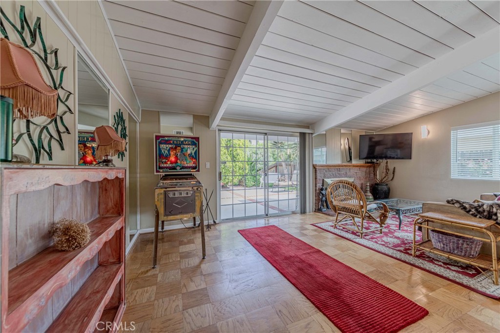 1901 Victoria Drive