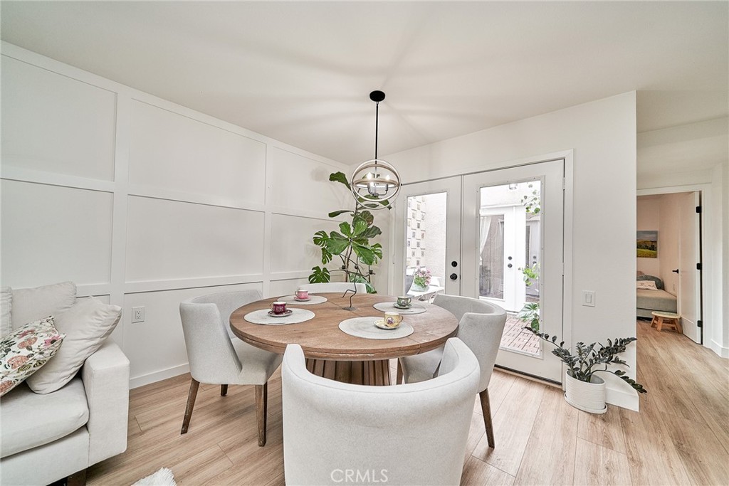 3004 Via Buena Vista C