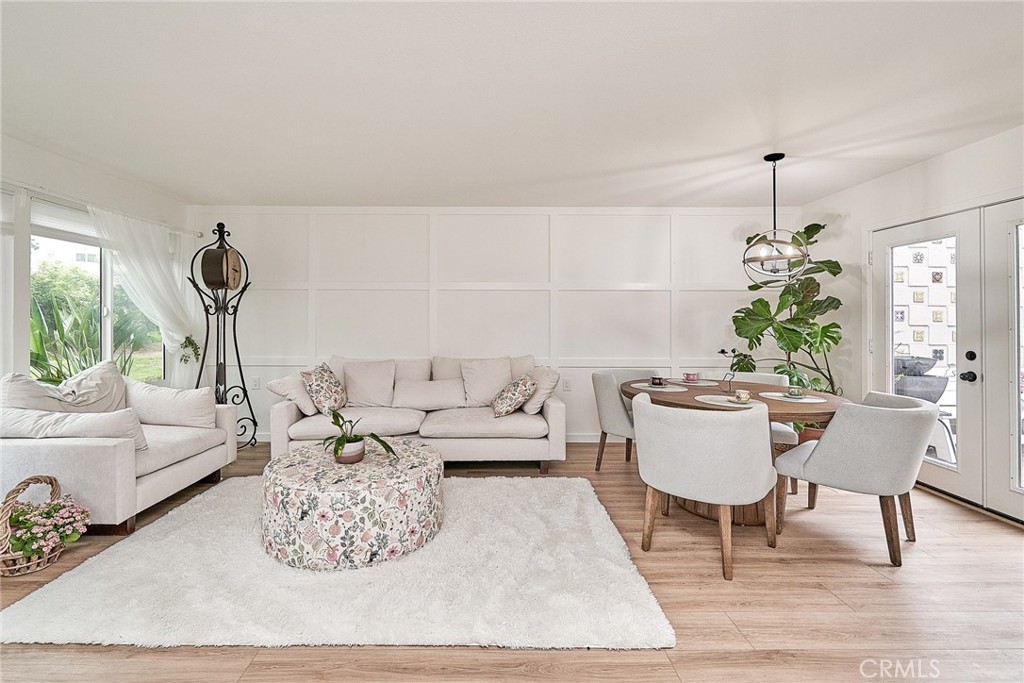 3004 Via Buena Vista C