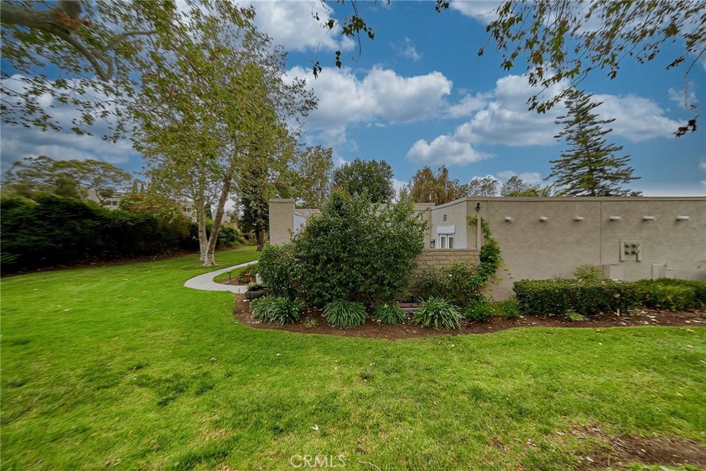 3004 Via Buena Vista C