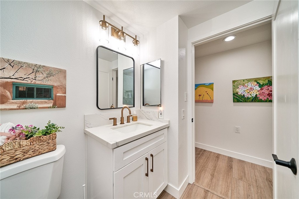 3004 Via Buena Vista C