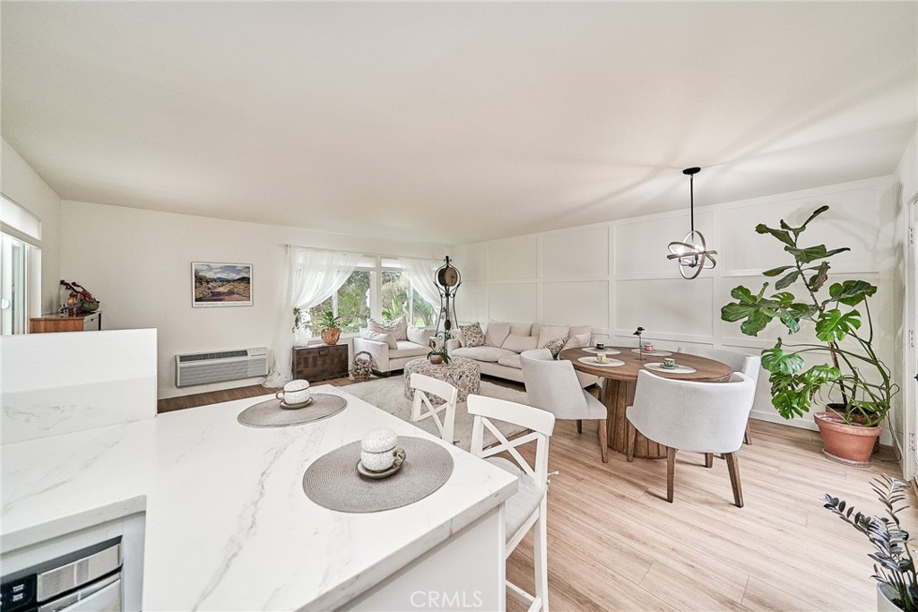 3004 Via Buena Vista C