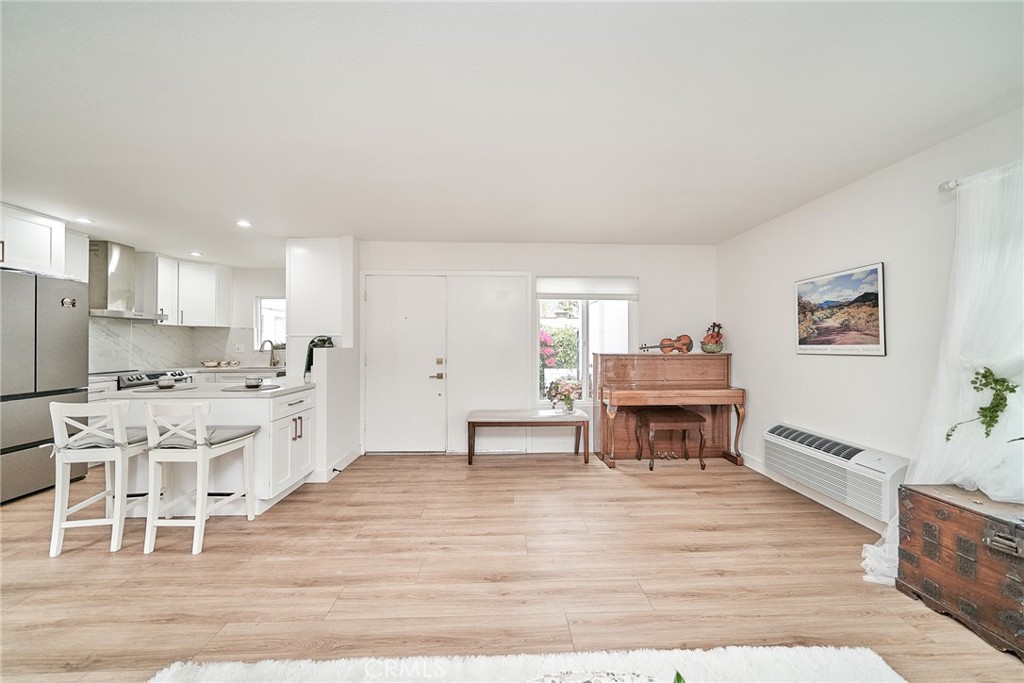 3004 Via Buena Vista C