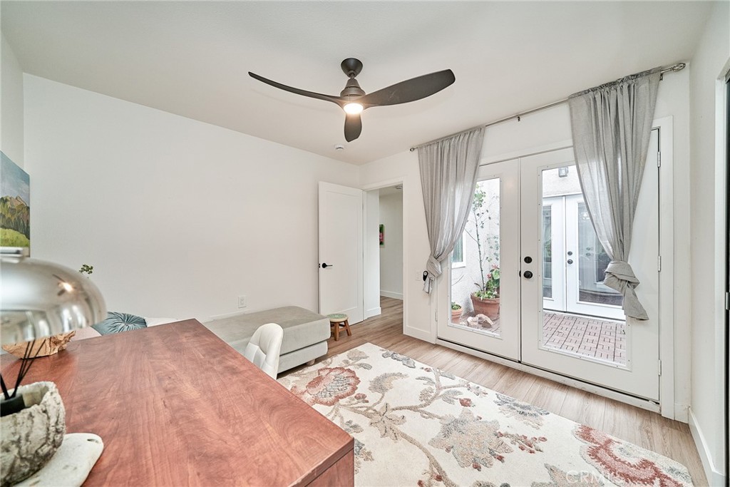 3004 Via Buena Vista C