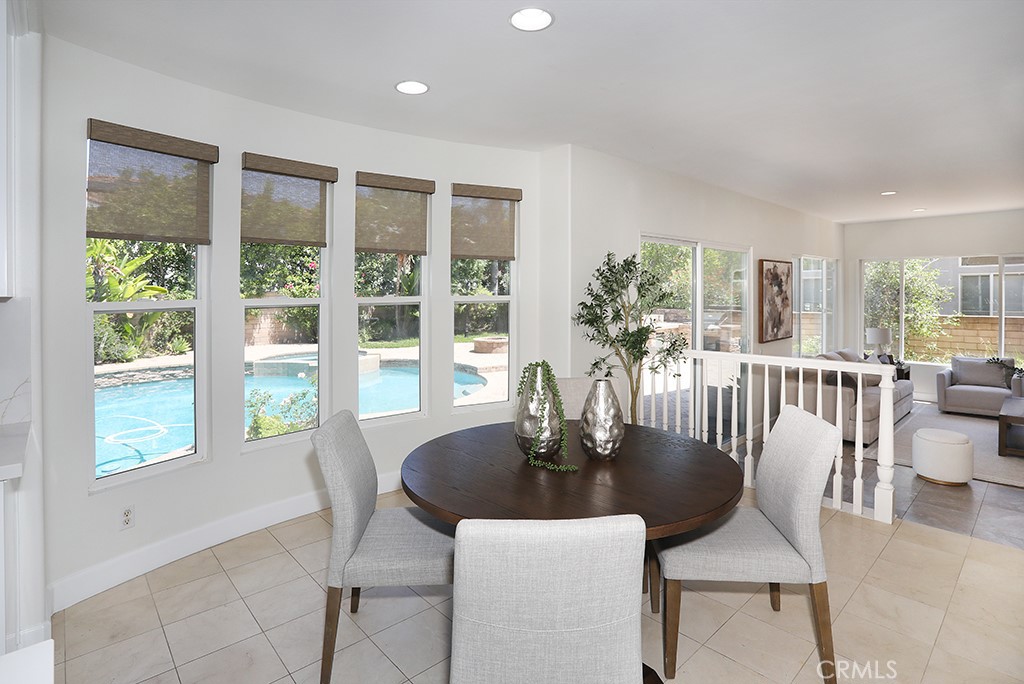 1019 N Sonora Circle