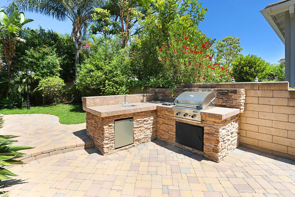 1019 N Sonora Circle