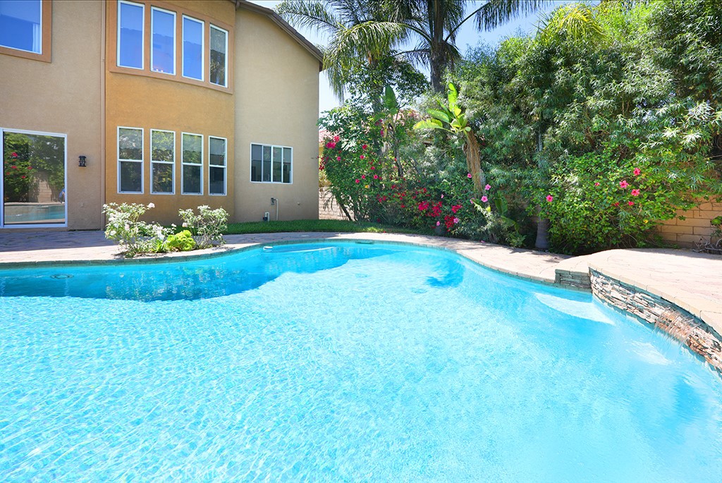 1019 N Sonora Circle