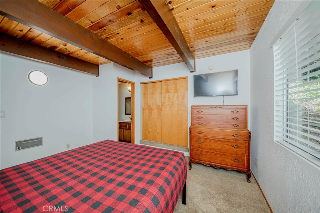 828 Fern Drive