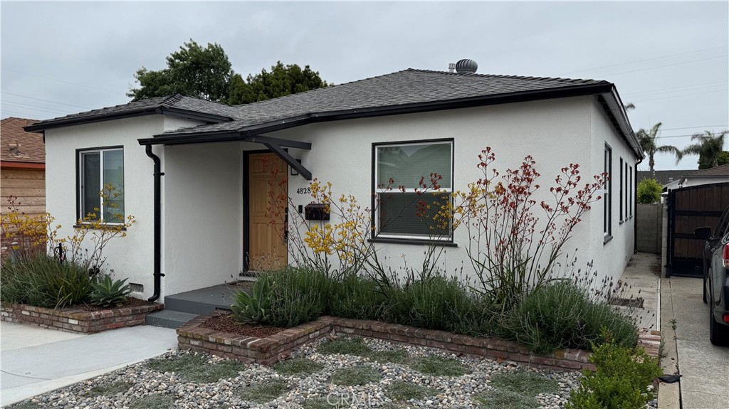 4828 W 138th Street