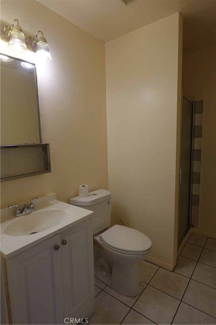 956 S Philadelphia Street