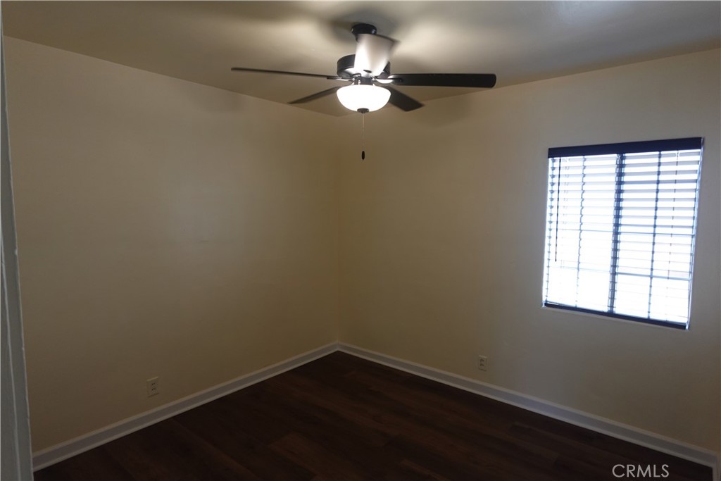 956 S Philadelphia Street