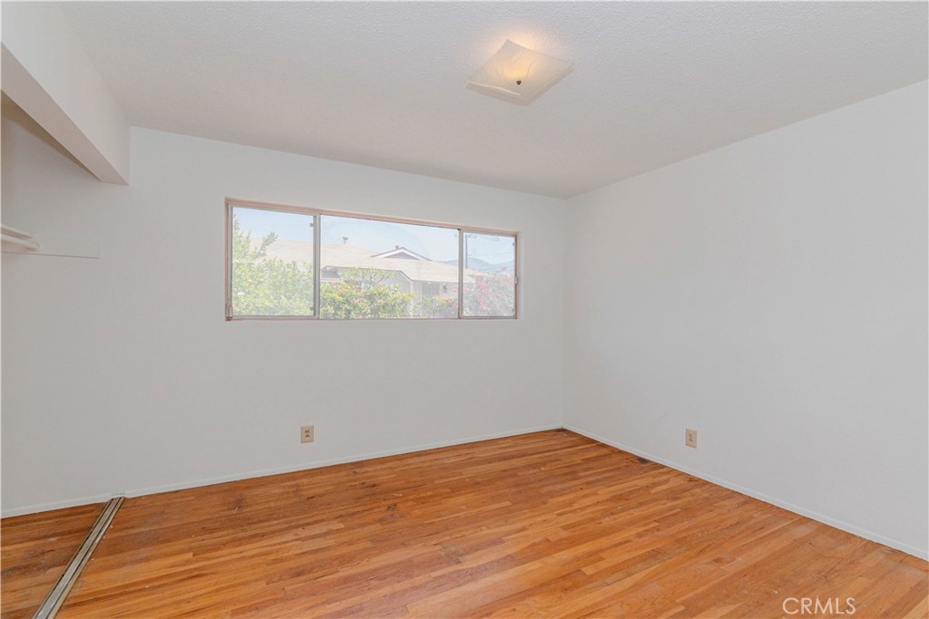 414 N Alameda Avenue
