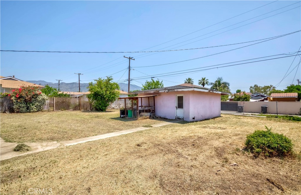 414 N Alameda Avenue