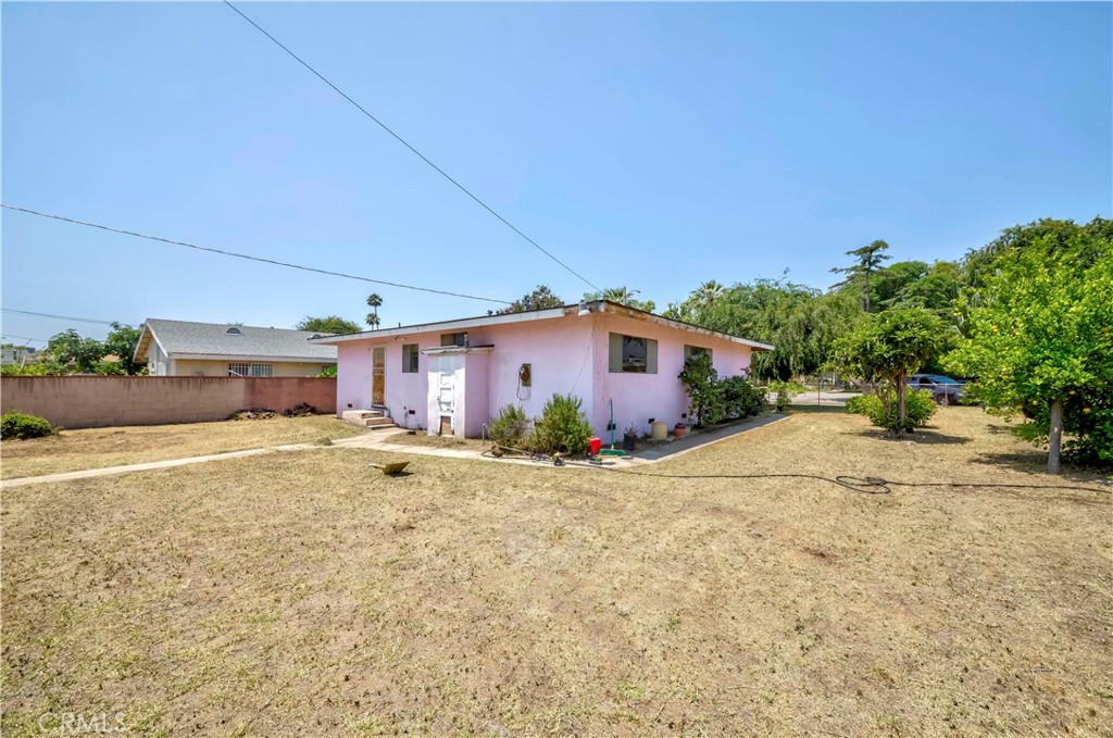 414 N Alameda Avenue