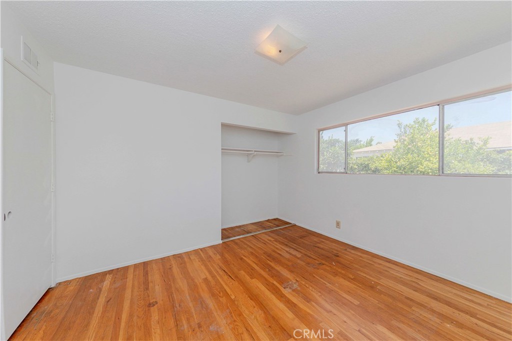 414 N Alameda Avenue