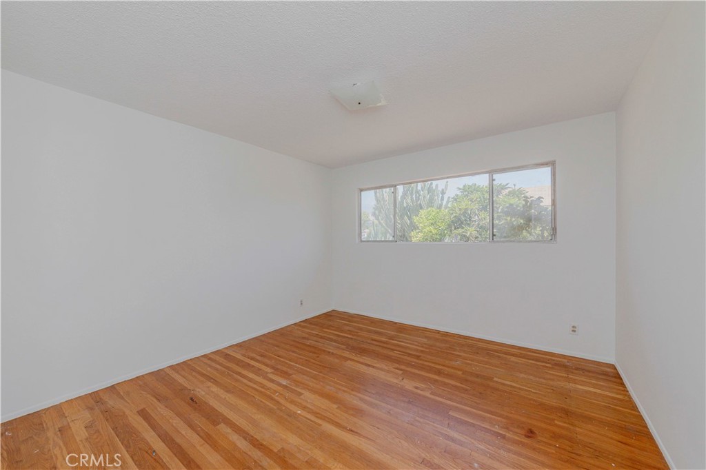 414 N Alameda Avenue