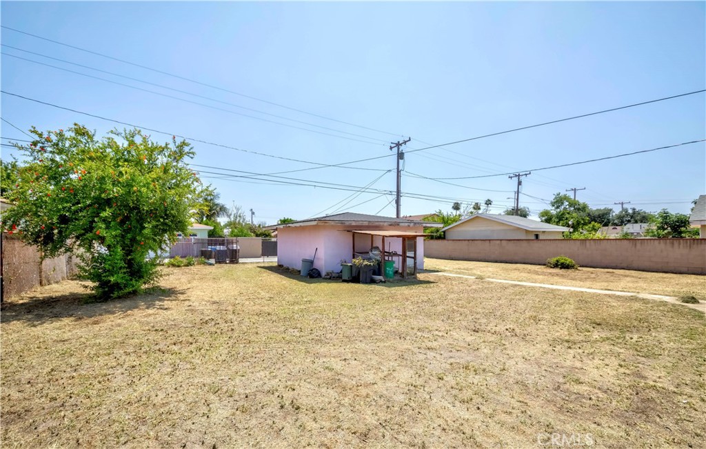 414 N Alameda Avenue