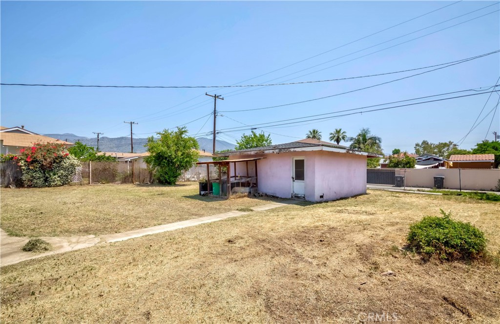 414 N Alameda Avenue