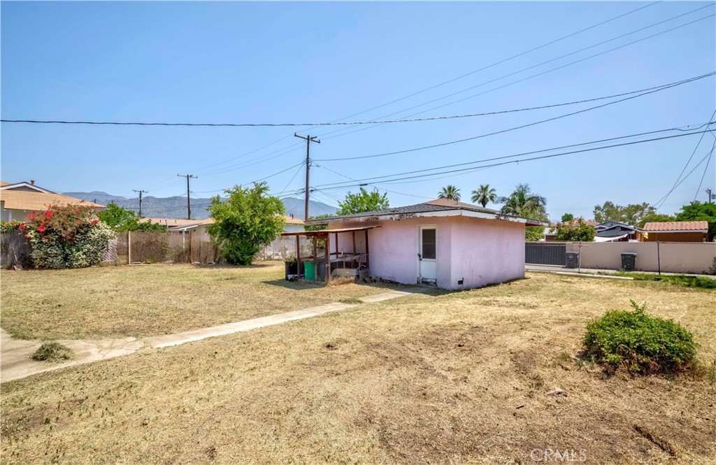 414 N Alameda Avenue