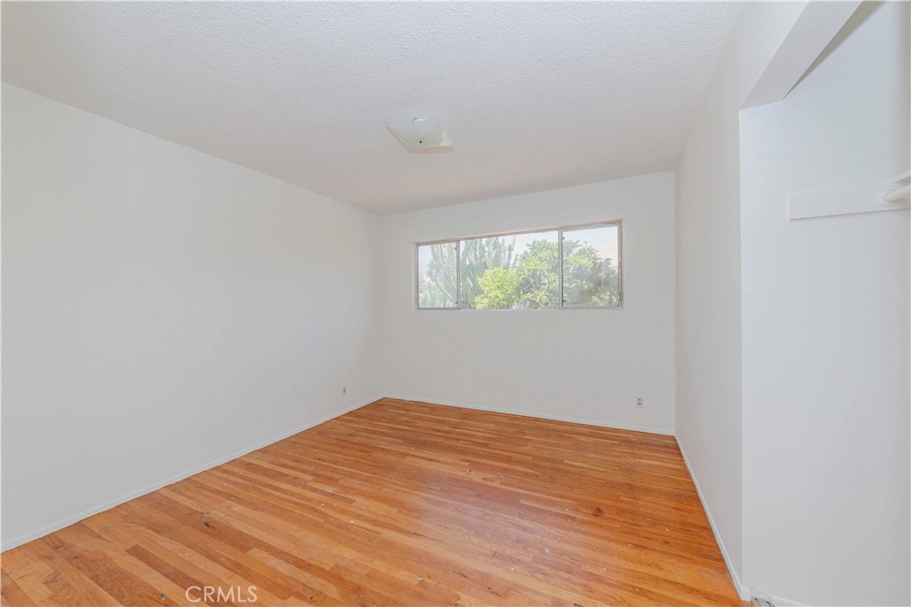 414 N Alameda Avenue