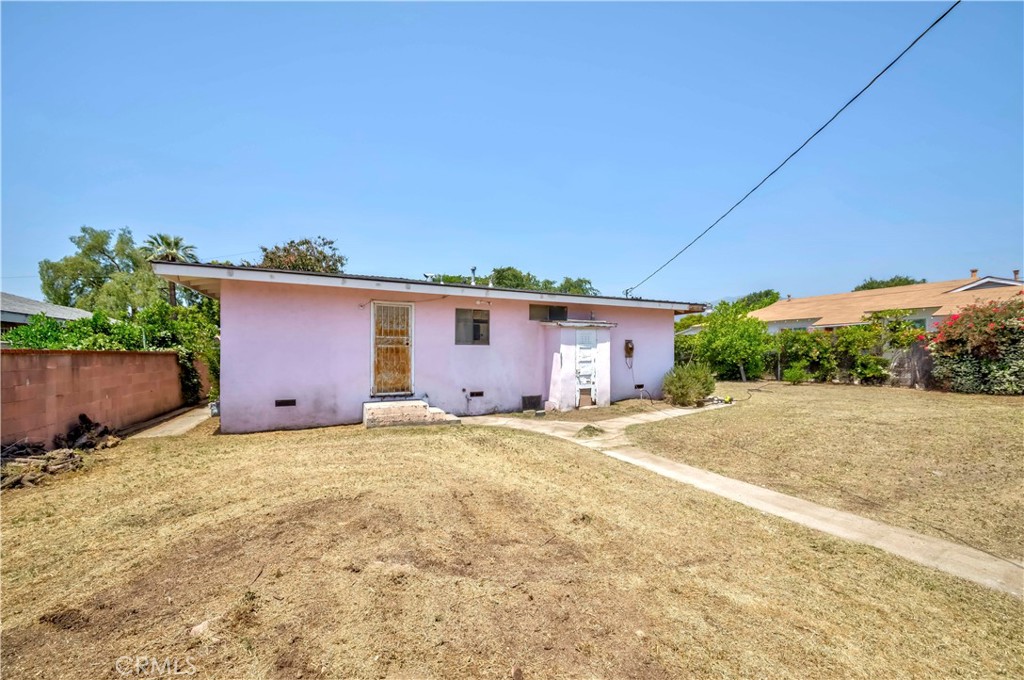 414 N Alameda Avenue
