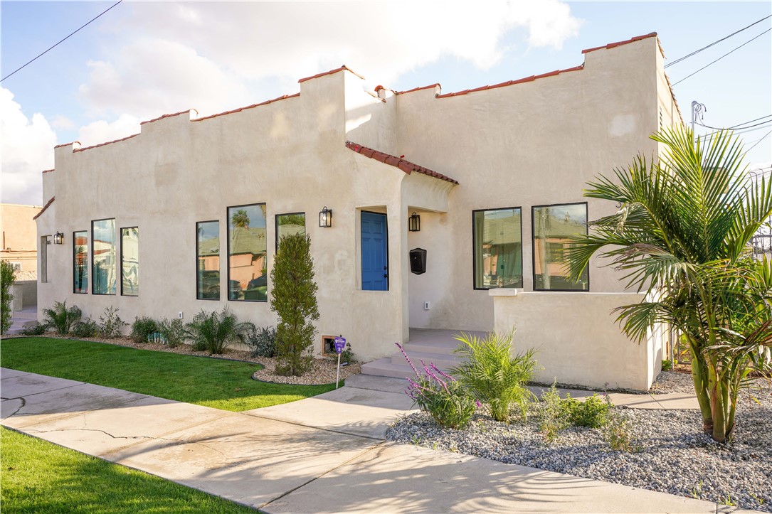 3606 W 58th Place